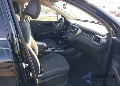 2016 Kia Sorento 2.4L L from USA, damaged, VIN 5XYPG4A37GG006604